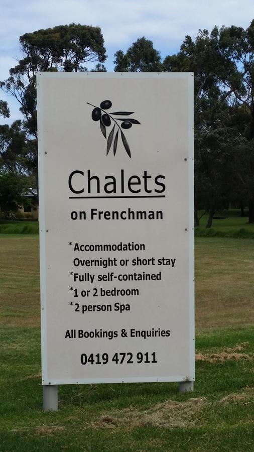 Chalets On Frenchman Villa Albany Exterior photo
